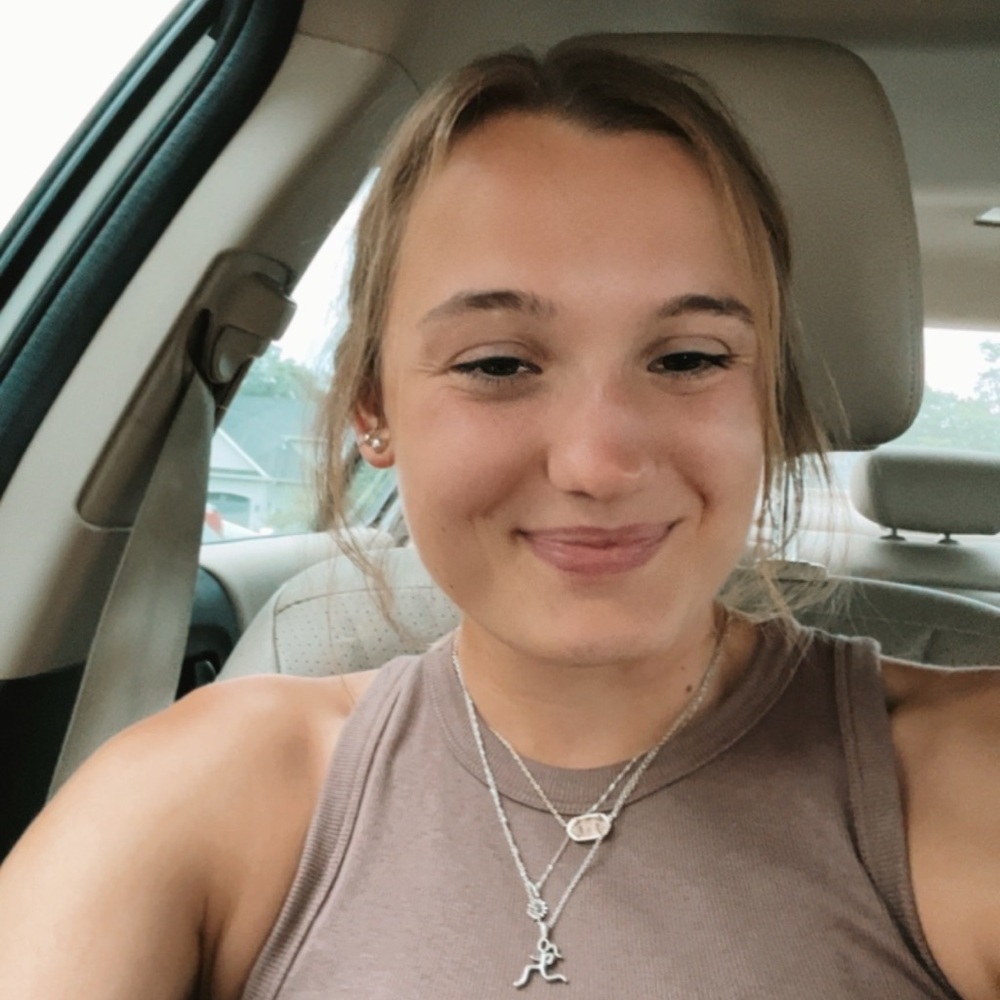 Meet your Posher, Alycia